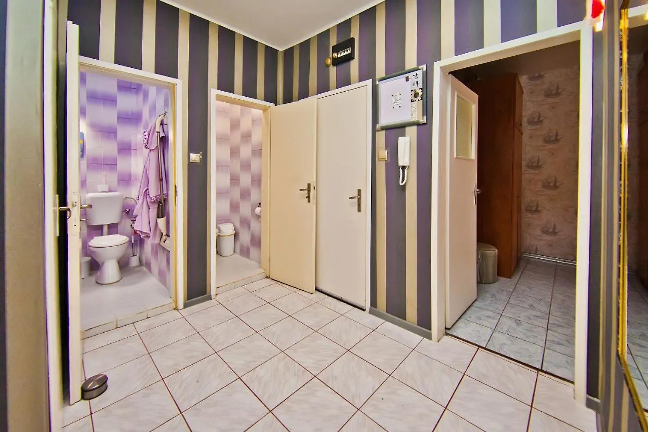 Apartment Perla 2-Bdrm In The Heart Of The City Varna