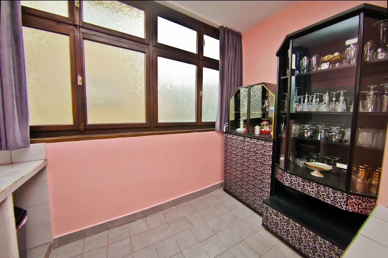 Apartment Perla 2-Bdrm In The Heart Of The City Varna Bulgaria