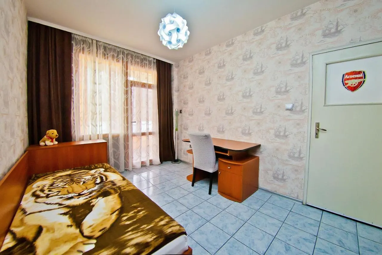 Apartment Perla 2-Bdrm In The Heart Of The City Varna